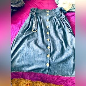 Midi skirt